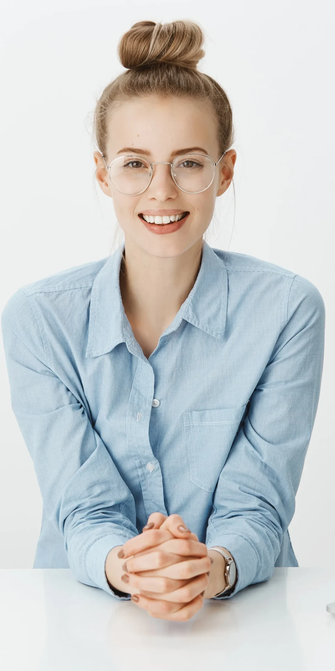 successful-female-entrepreneur-blue-collar-shirt